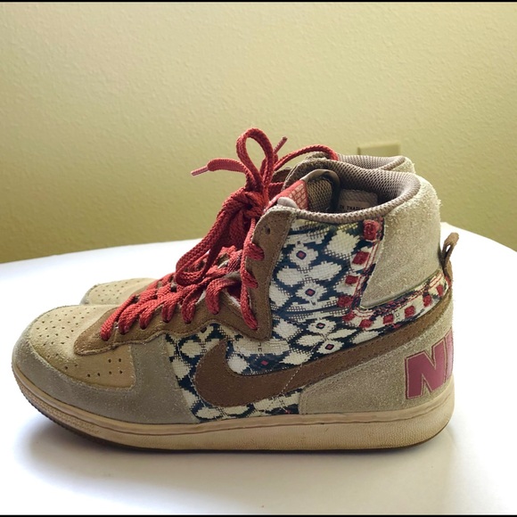 SOLD🎉NIKE Terminator Women Hi Top Size8 Suede Tan - Picture 2 of 6